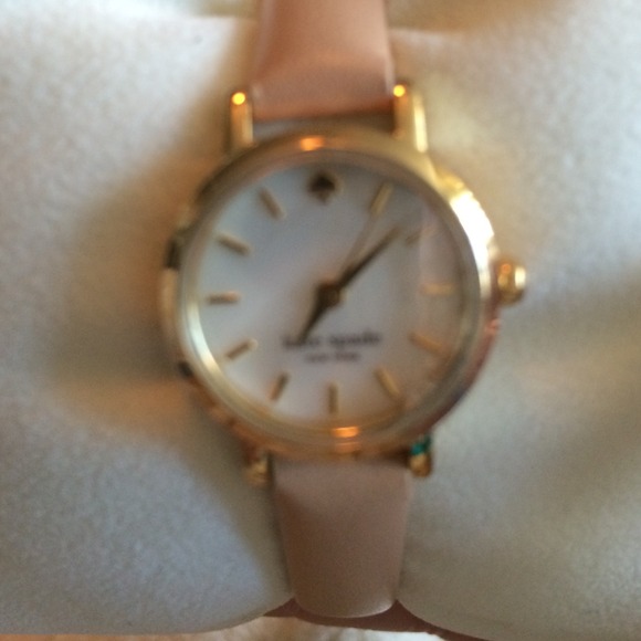 ❤️❤️Kate Spade Tiny Metro❤️❤️ - Picture 3 of 4