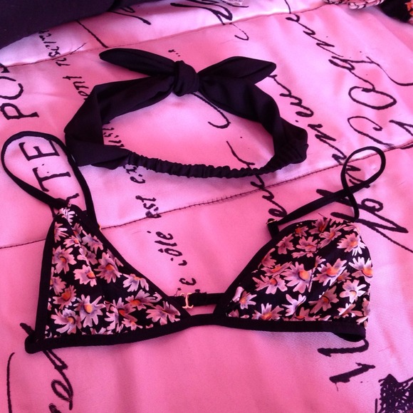 🚫sold🚫Floral sexy bra