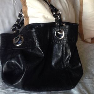 Black Steve Madden handbag