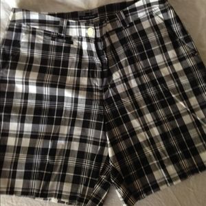 Jones of New York plaid shorts NWOT