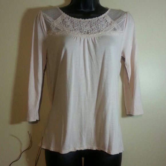 SOLD-Blush lace top by LOFT - Picture 2 of 4