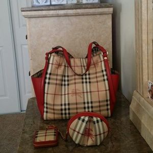 SOLD! Burberry Canterbury Haymarket tote