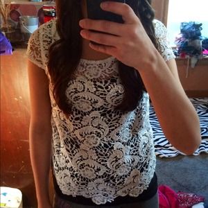 SOLD💥 Lace Top