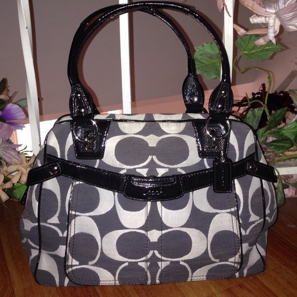 Coach Handbags - Authentic Coach Handbag