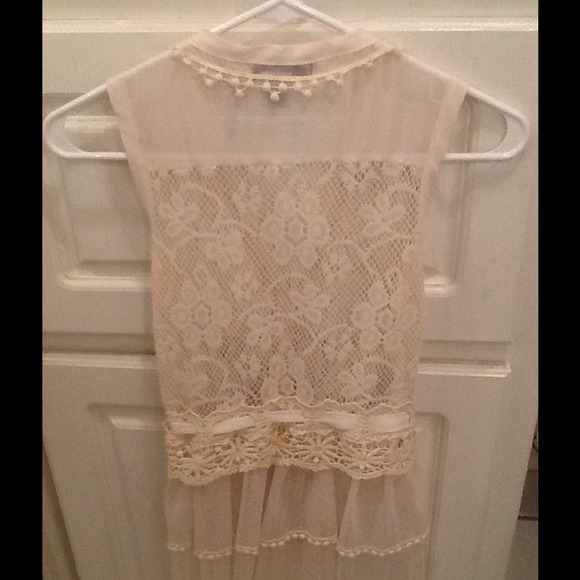 Perfect Flowy Spring Top - Picture 4 of 4