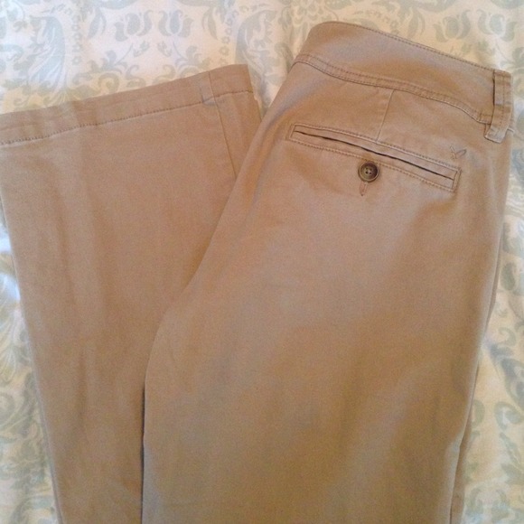 American Eagle khaki pants