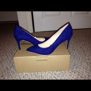 Zara Cobalt blue Suede Pumps.