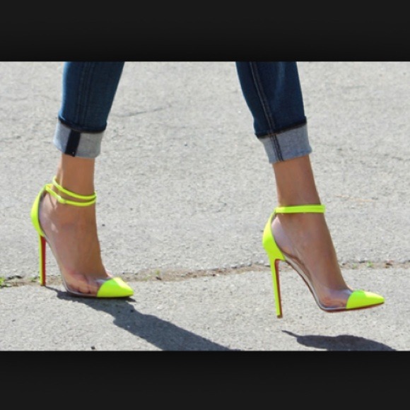 Shoes - 🚫SOLD W LOUBOUTINS!🚫