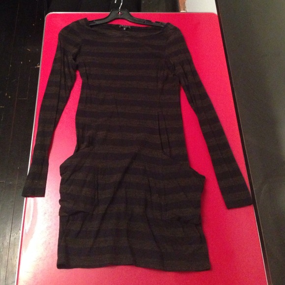 Theory pockets dress