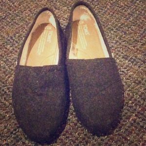 Charcoal TOMS