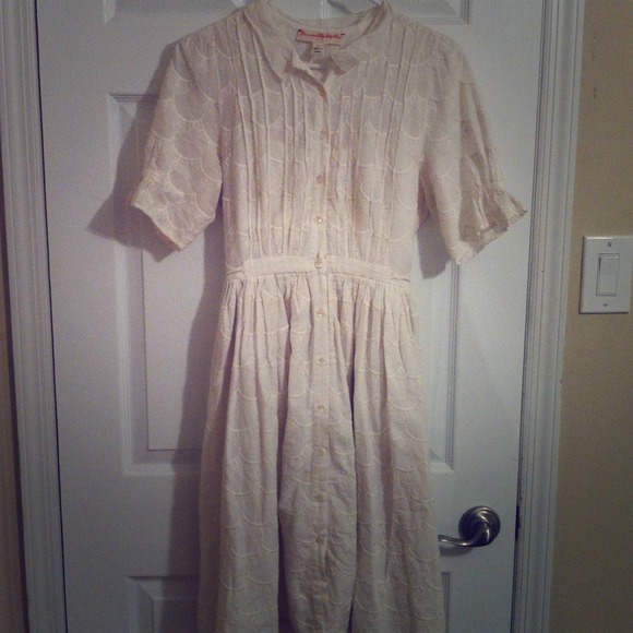 1950's style cream dress