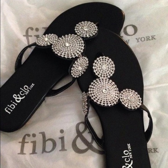 ‼️SOLD‼️ New Star Flats