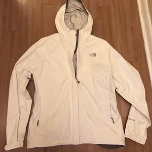 Never Worn North Face Rain Jacket!