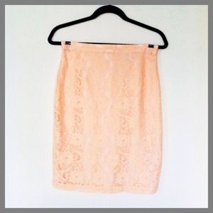 H&M lace skirt