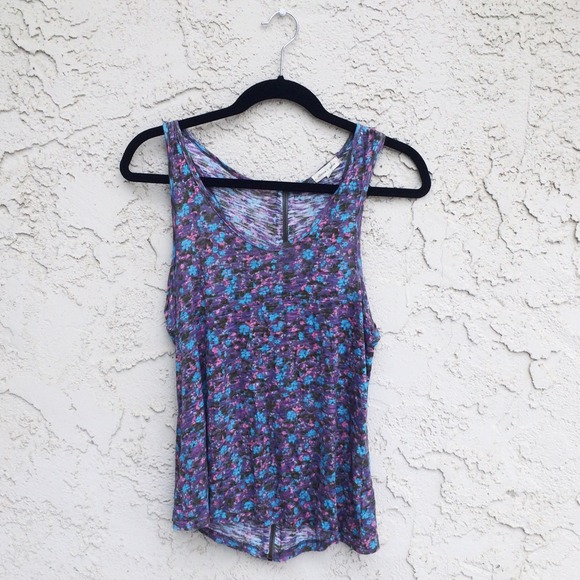 Floral Zip Back Tank - Picture 3 of 4