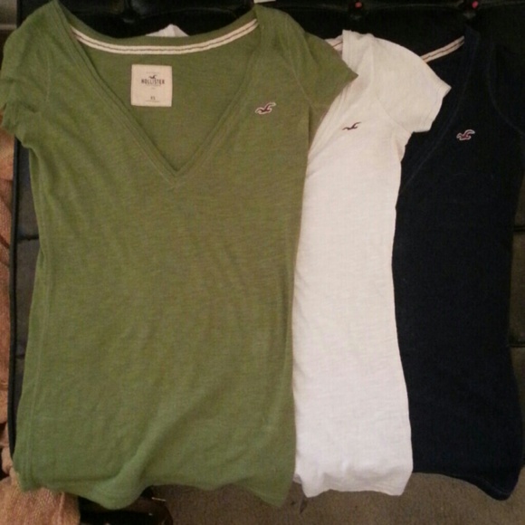 Hollister V neck t-shirt bundle