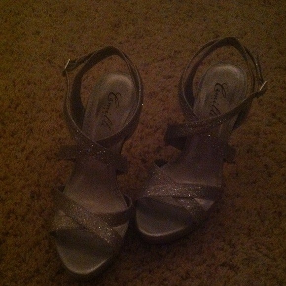 Sparkly high heels - Picture 3 of 3