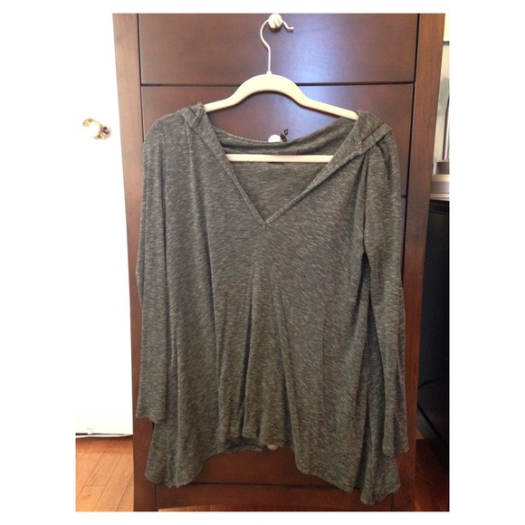 LF Dark Grey Hooded Knit - Picture 2 of 3