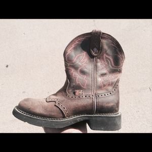 RESERVED Justin women Gypsy boots