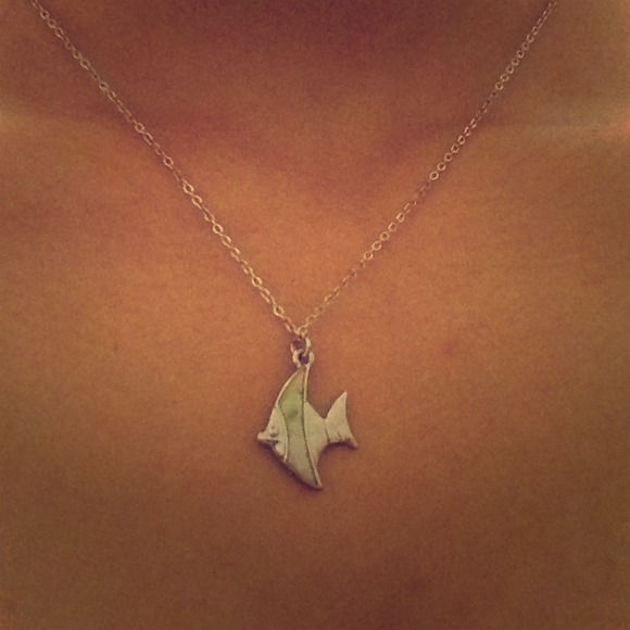 Forever 21 light blue fish necklace (brand new)