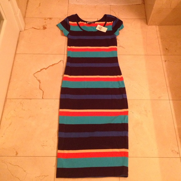 Dresses & Skirts - Sexy Striped Dress.