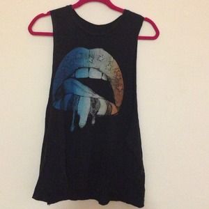 American flag lip muscle tee