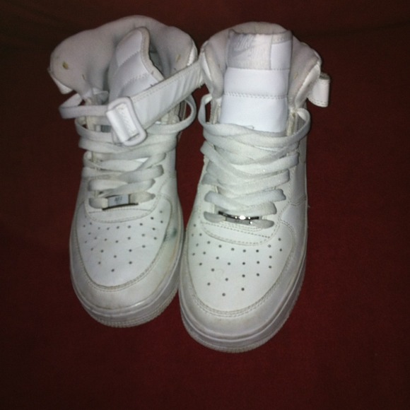 ✔White Nike Air Force 1s HiTop✔