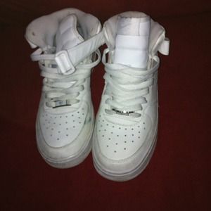 ✔White Nike Air Force 1s HiTop✔