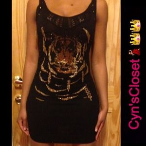 ⬇️REDUCED⬇️Coogi Dress💃💃💃