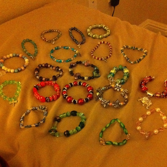 Bracelets - Picture 1 of 4