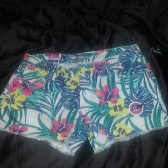 Hawaiian print shorts
