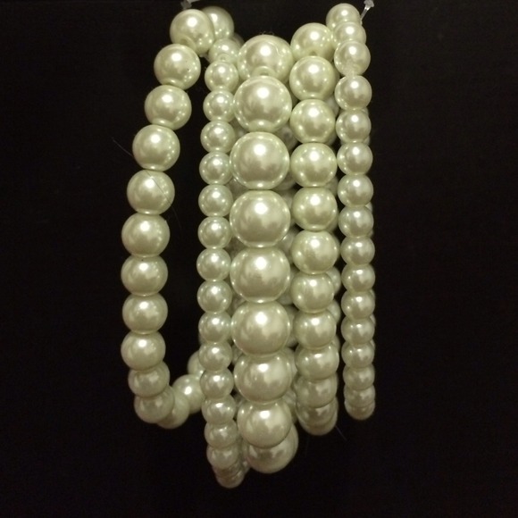 ❤️❤️SOLD ON VINTED- Forever 21 Jewelry - Picture 3 of 3