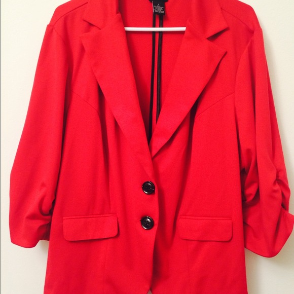 🌟HOST PICK🌟 Red Torrid Blazer