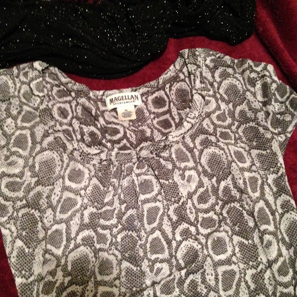 Cute top - Picture 2 of 3