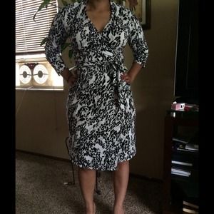 Blk grey and white wraparound dress