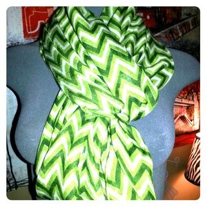 Chevrin infinite scarf