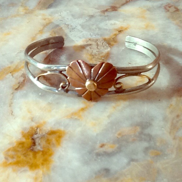 Native American made Jewelry - 🔆SOLD Copper & Nickel Silver bracelet