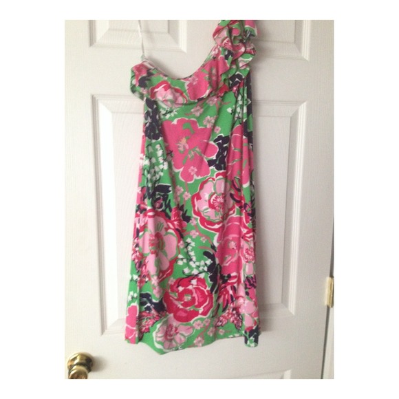 Lilly Pulitzer dress size medium