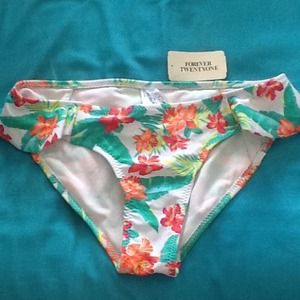 👙 Cheeky bikini bottom ( brand new ) 👙