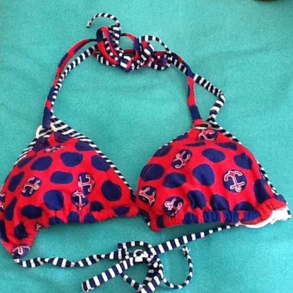 Kira's double halter bikini top✨