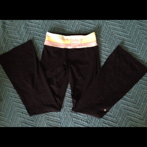 Lululemon Groove Yoga Pants