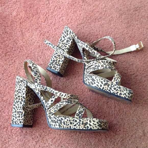 Fun chunky leopard heels
