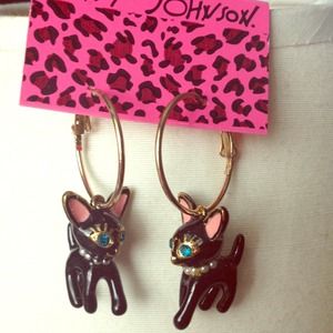 Black cat and wild heart earring bundle