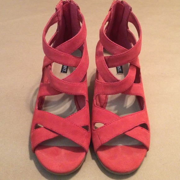 ShoeMint Coral Wedge Sandals