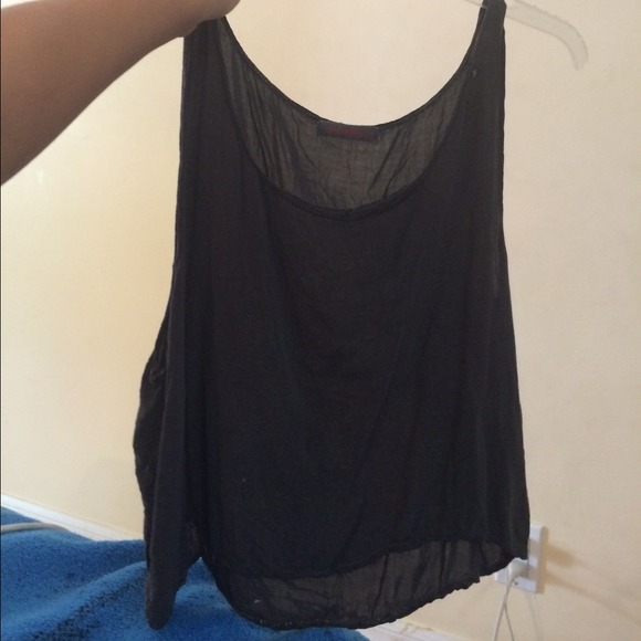 BRANDY MELVILLE SHIRT