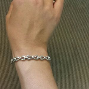 ♡REDUCED♡*Black and white infinity braclet*