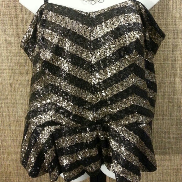 ***SOLD*** Plus Size Gold & Black Sequin Bustier - Picture 2 of 4