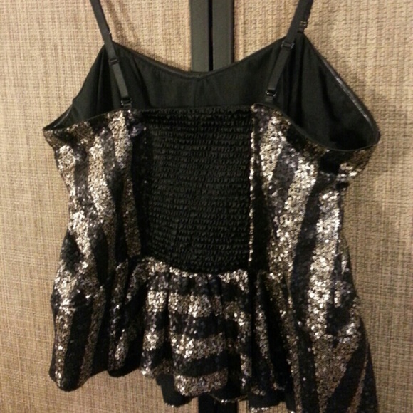 ***SOLD*** Plus Size Gold & Black Sequin Bustier - Picture 3 of 4