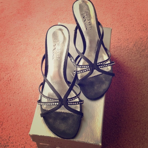 Black sparkle low heels