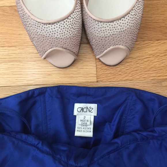 Blue Caché Halter Dress - Picture 4 of 4